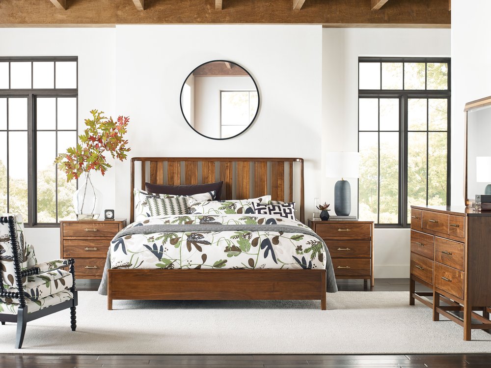 Kincaid Furniture - Monogram Walnut Ashburn Queen Panel Bed - 315-304P view 5