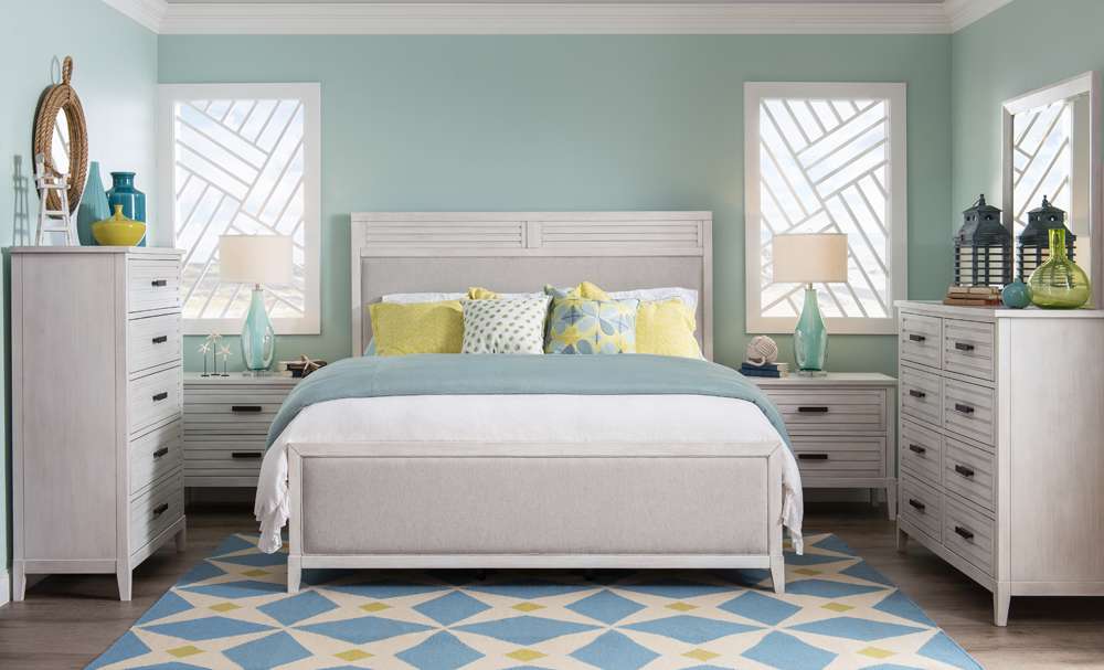 Legacy Classic Furniture - Edgewater Sand Dollar Complete Upholstered Bed King 66 White Finish - 1313-4206K veiw 4