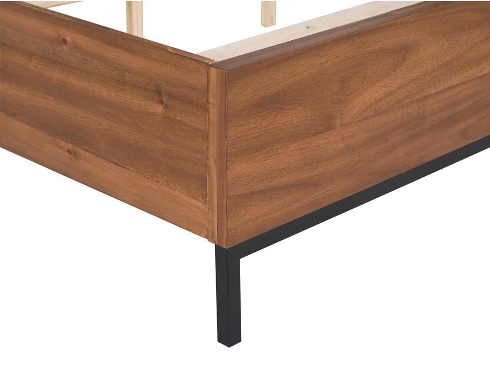 Legends Furniture - Astoria Queen Platform Bed in Natural Herringbone - ZAST-7000QG veiw 5