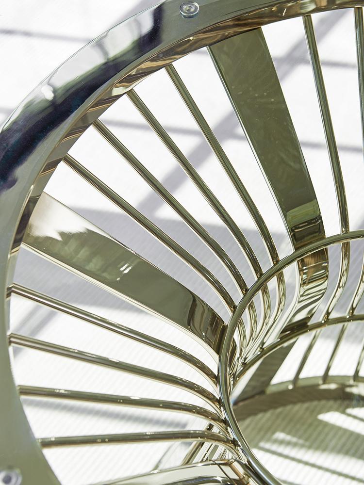 Lexington - Ariana Riviera 60in Round Glass Top Dining Table With Base In Platinum Finish - 732-875-60C veiw 3