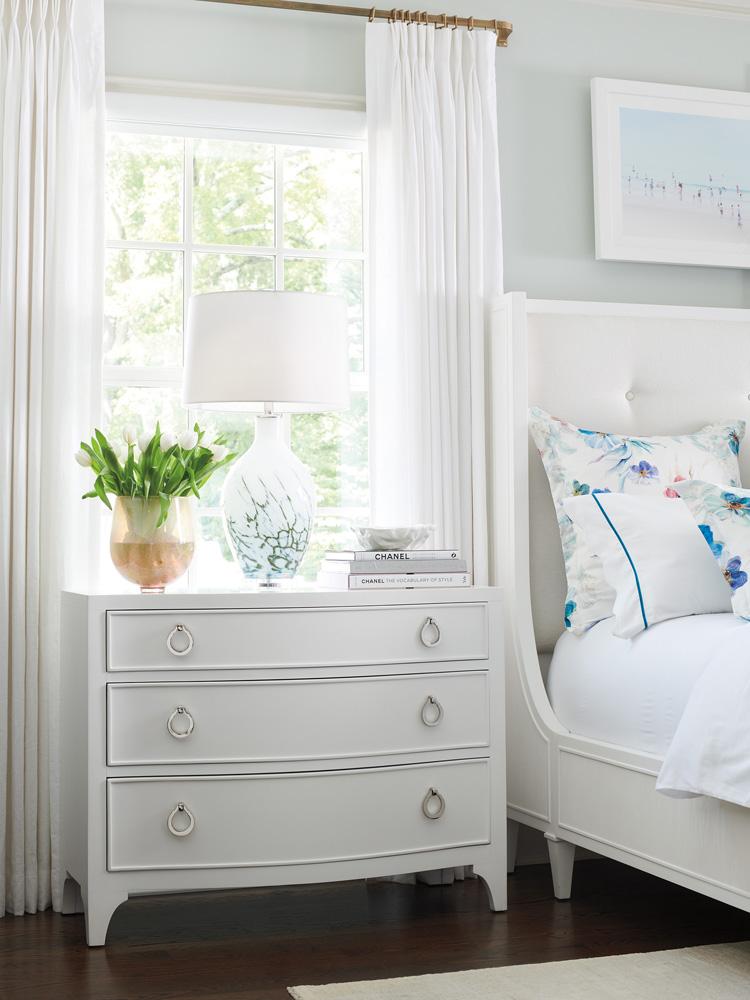Lexington - Avondale Fox River Bachelors Chest, Alabaster - 415-624 veiw 2
