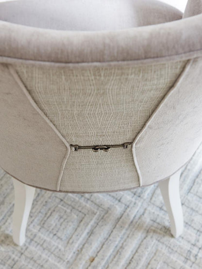Lexington - Avondale Geneva Upholstered Arm Chair, Alabaster - 415-883-40 veiw 3
