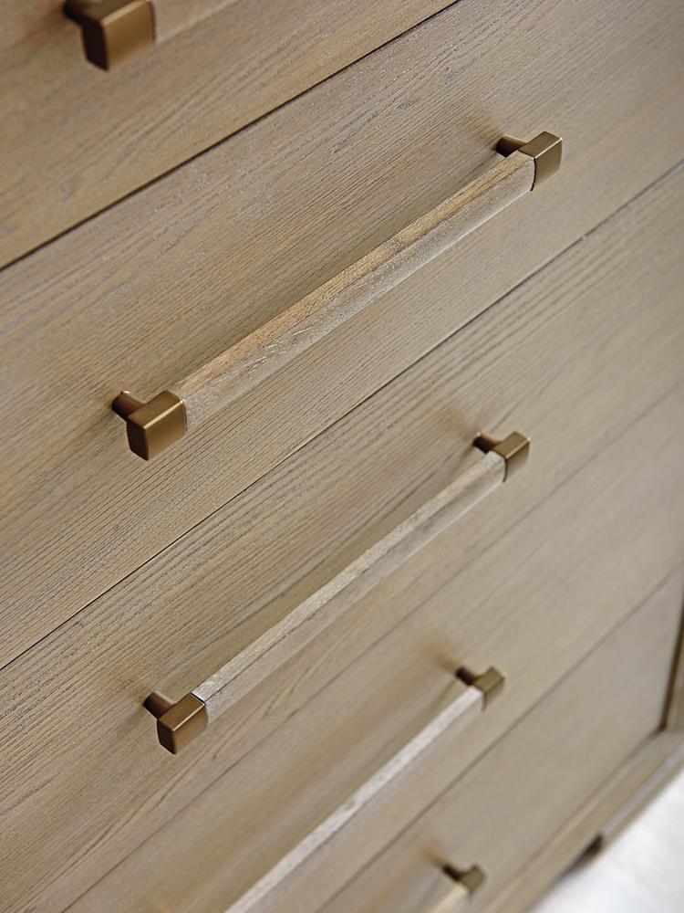 Lexington - Shadow Play Foster Chest - 725-307 veiw 3