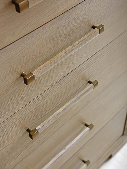 Lexington - Shadow Play Foster Chest - 725-307 veiw 3
