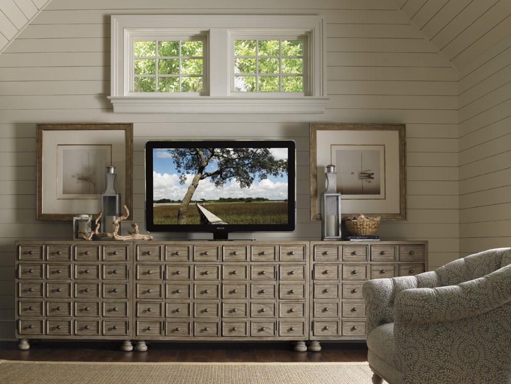 Lexington - Twilight Bay Andrews Media Console - 352-907 veiw 2