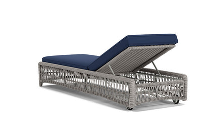 Lloyd Flanders - Mackinac Chaise In Putty Finish With Beach Navy Fabric - 2730200592013 view 2