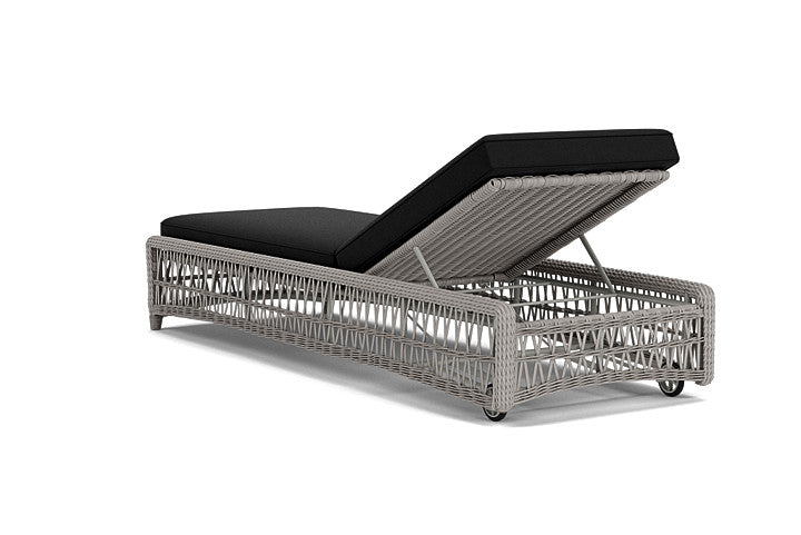 Lloyd Flanders - Mackinac Chaise In Putty Finish With Canvas Black Fabric - 273020059157 view 2
