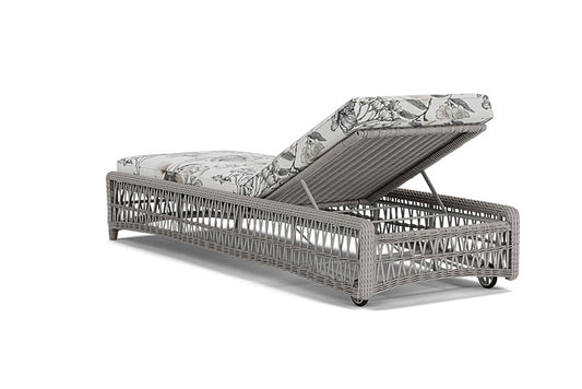 Lloyd Flanders - Mackinac Chaise In Putty Finish With Serena Floral Dove Fabric - 2730200592077 view 2
