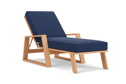 Lloyd Flanders - Pursuit Pool Chaise In Toffee Cream Finish With Beach Navy Fabric - 4520201882013 view 1