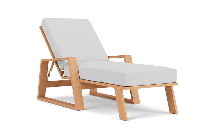 Lloyd Flanders - Pursuit Pool Chaise In Toffee Cream Finish With Reflections Ice Fabric - 4520201882052 view 1