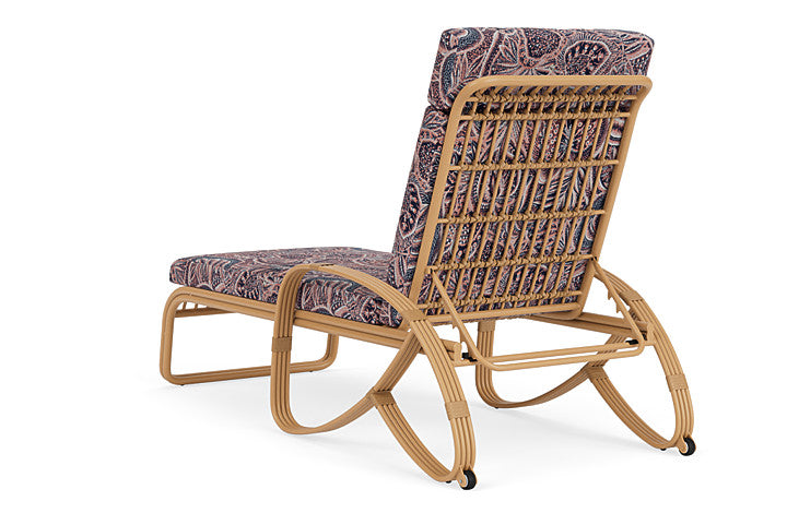 Lloyd Flanders - Riviera Chaise In Camel Finish With Sensiblity Splendor Fabric - 2780201522082 view 2