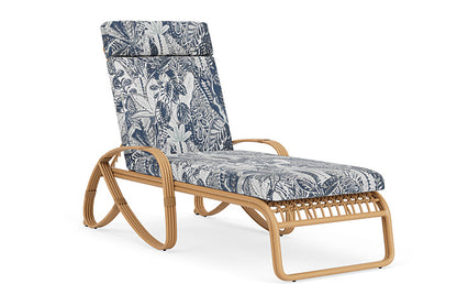 Lloyd Flanders - Riviera Chaise In Camel Finish With Wayfarer Mist Fabric - 2780201522074 view 1