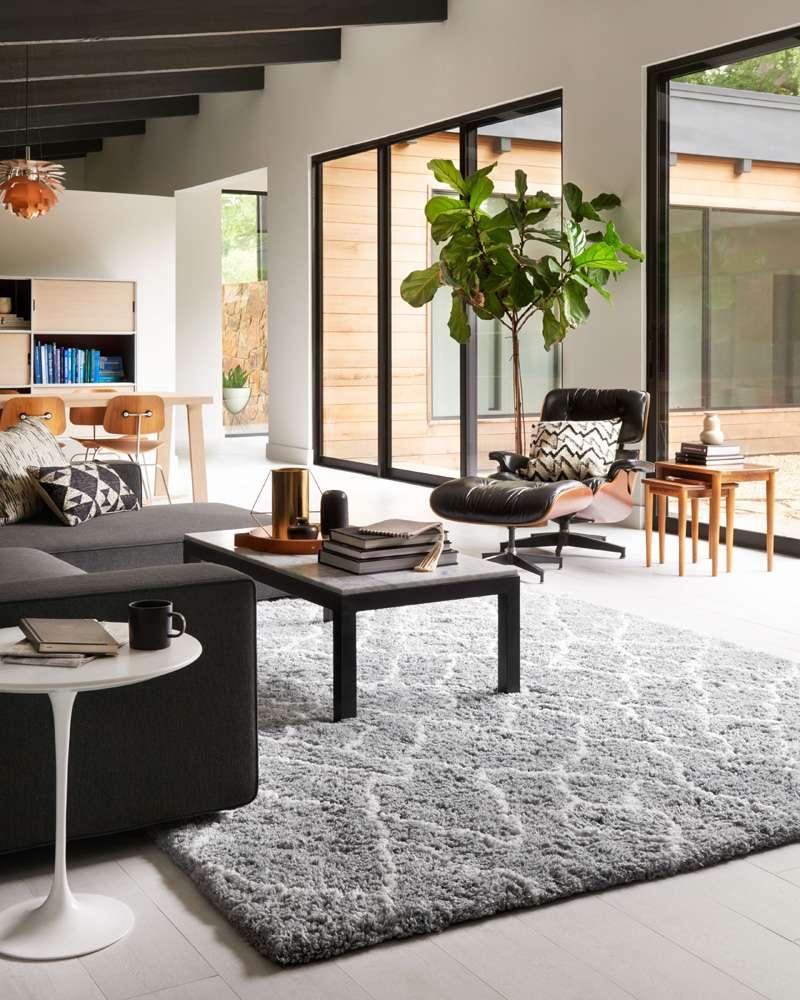 Loloi - P0242 Silver / Multi 22in x 22in Cover w/Down Pillow - DSETP0242SIMLPIL3 veiw 2