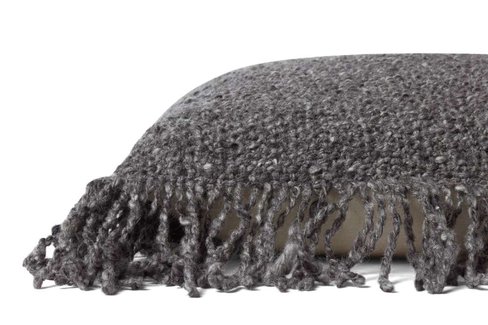Loloi - PLL0033 Charcoal 18in x 18in Cover w/Down Pillow - DSETPLL0033CC00PIL1 veiw 2