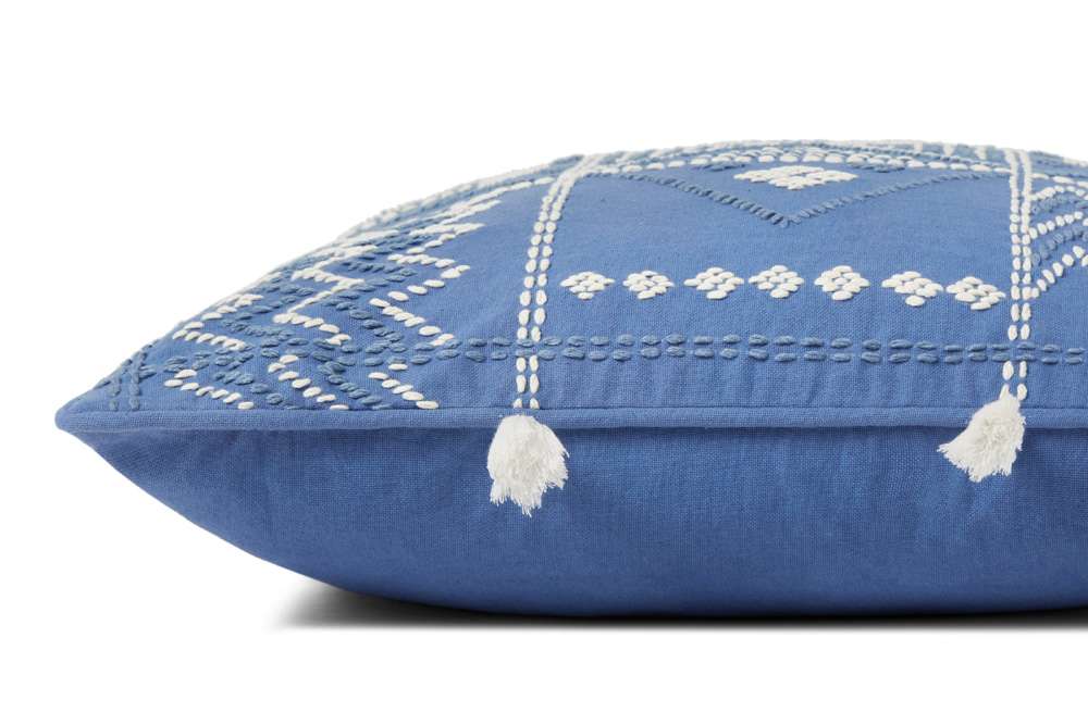 Loloi - PLL0049 Blue / Ivory 18in x 18in Cover Only Pillow - P012PLL0049BBIVPIL1 veiw 2
