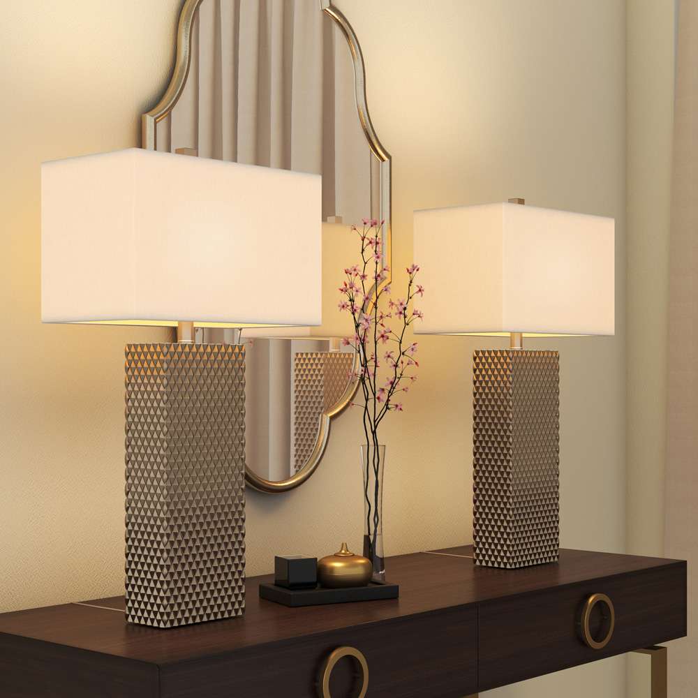 Lux Lighting - Elanor 29in Diamond Gold Polyresin Table Lamp, (Set of 2) - LUX-2047-GOLD veiw 2