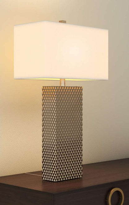 Lux Lighting - Elanor 29in Diamond Gold Polyresin Table Lamp, (Set of 2) - LUX-2047-GOLD veiw 6