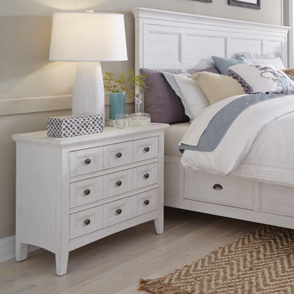 Magnussen - Heron Cove Relaxed Traditional Chalk White Three Drawer Nightstand - B4400-01 veiw 2