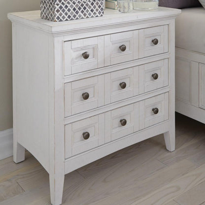 Magnussen - Heron Cove Relaxed Traditional Chalk White Three Drawer Nightstand - B4400-01 veiw 3