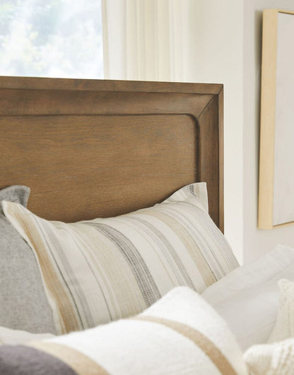 Magnussen - Lindon Belgian Wheat California King Panel Bed - B5570-74 view 4