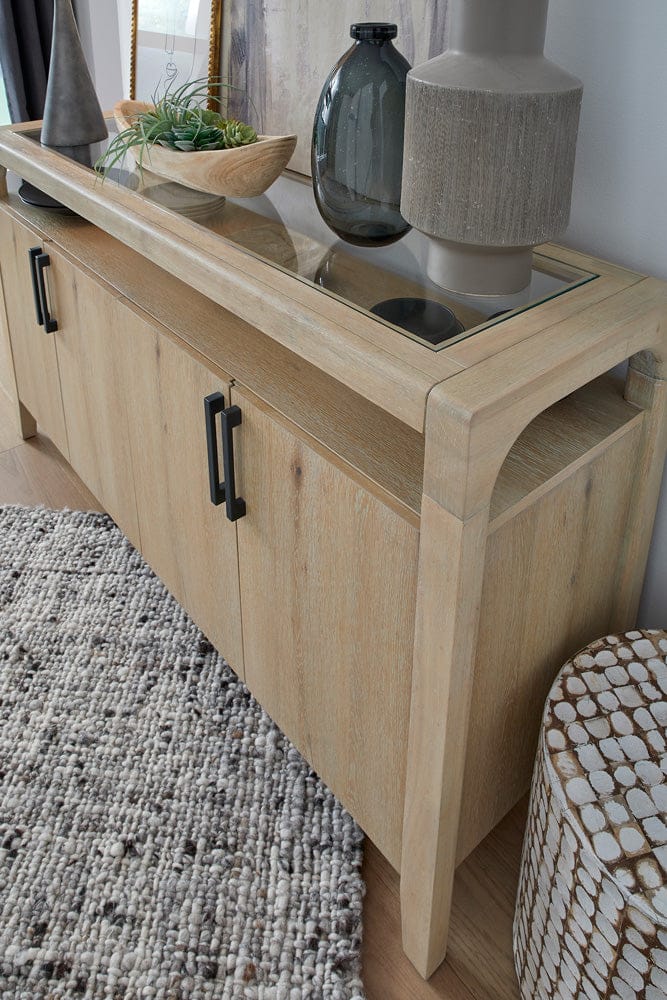 Magnussen - Somerset Butternut Sideboard - D5684-12 view 6