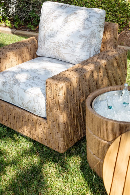 Margaritaville - Avalon Wicker Storage End Table - MV-9203-ET view 6