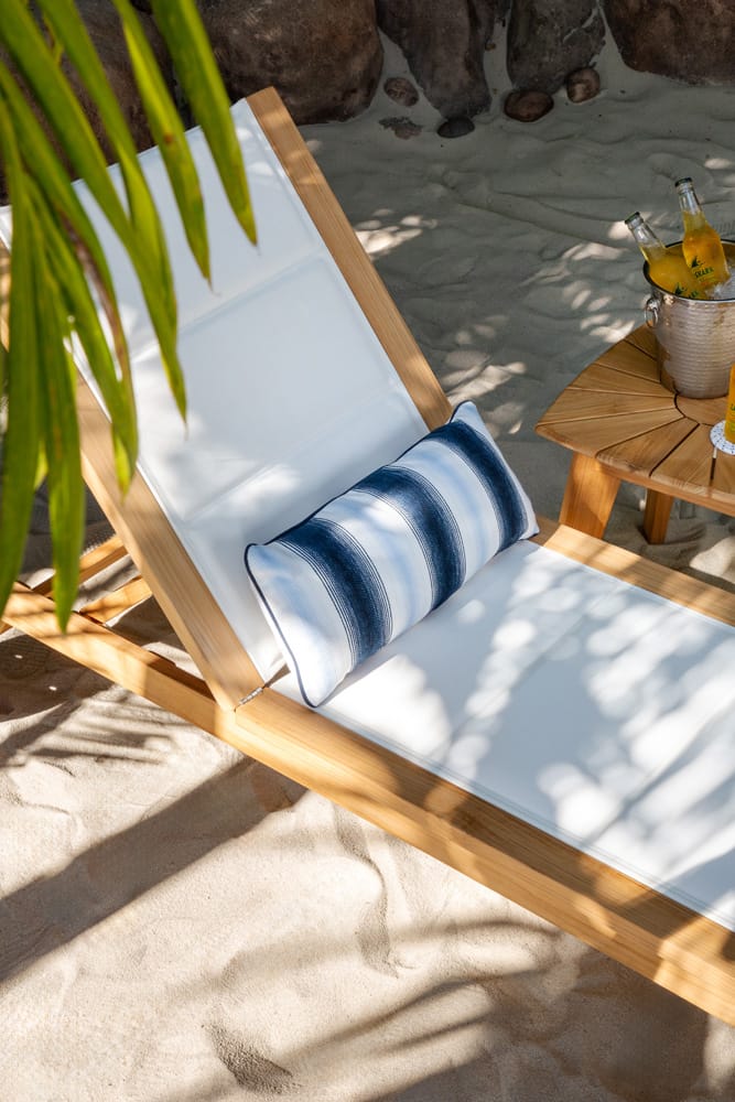 Margaritaville - Harbor End Table - MV-5705-ET view 5