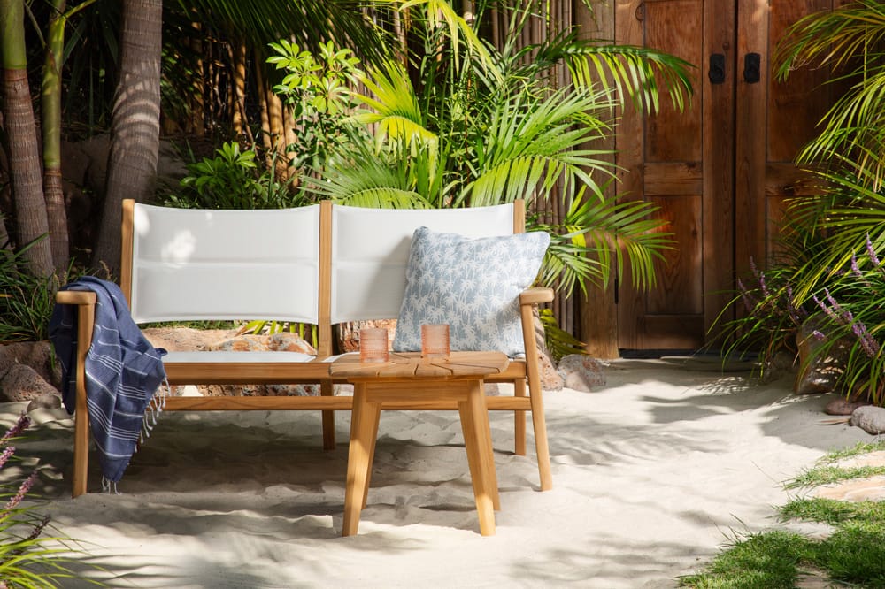 Margaritaville - Harbor End Table - MV-5705-ET view 8