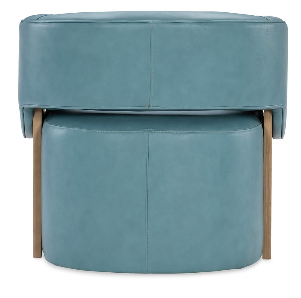 Margaritaville - Livingston Leather Club Chair in Majestic Nirvana - MV-4751-005-L-929300-44-Sandbar view 4