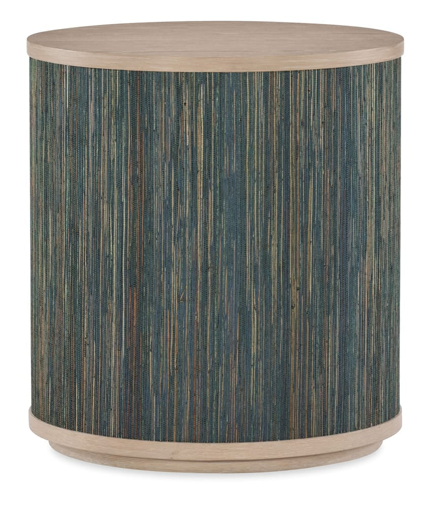 Margaritaville - Siren Song Round End Table - MV-5962-80116-46 view 4