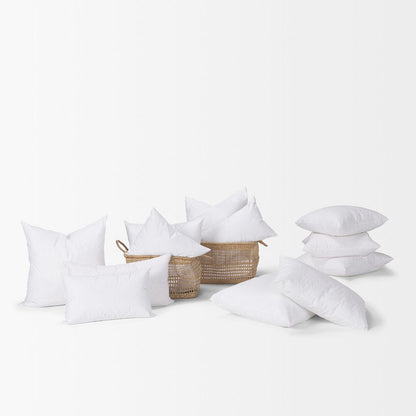 Mercana - 22 x 22 Down pillow insert - 67160 view 2
