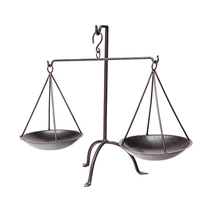 Mercana - Adilah 16L x 10W Black Metal Vintage Inspired Weighing Scale - 68854 view 1