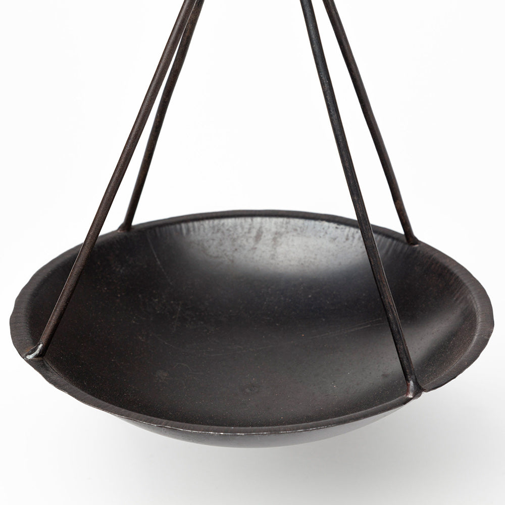 Mercana - Adilah 16L x 10W Black Metal Vintage Inspired Weighing Scale - 68854 view 9