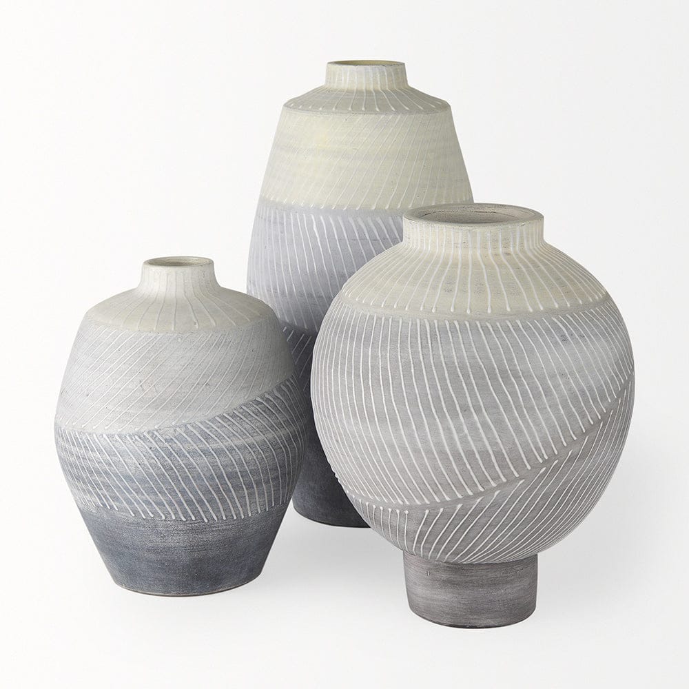 Mercana - Blume 10H Off-White w/ Gray Textured Vase - 70073 view 9