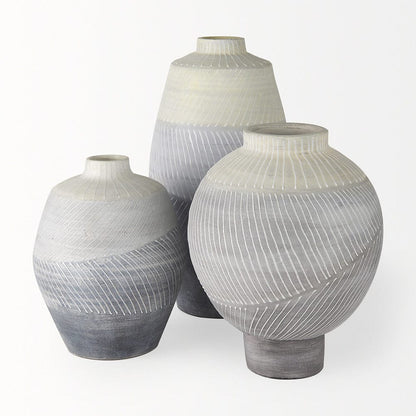 Mercana - Blume 10H Off-White w/ Gray Textured Vase - 70073 view 9
