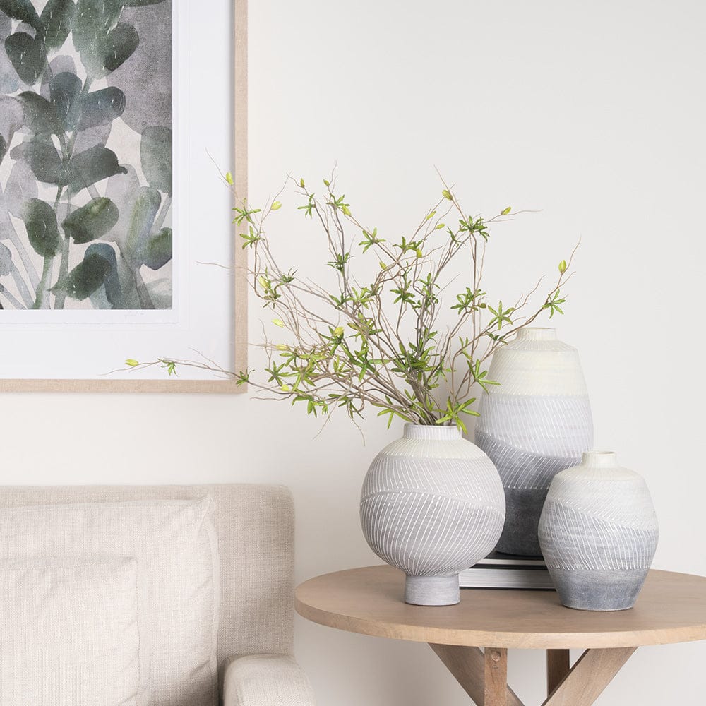 Mercana - Blume 10H Off-White w/ Gray Textured Vase - 70073 view 11