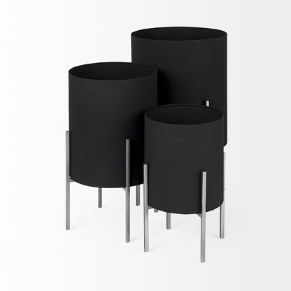 Mercana - Claypoole Black Plant Stands (Set of 3) - 68841_CLOSEOUT view 3