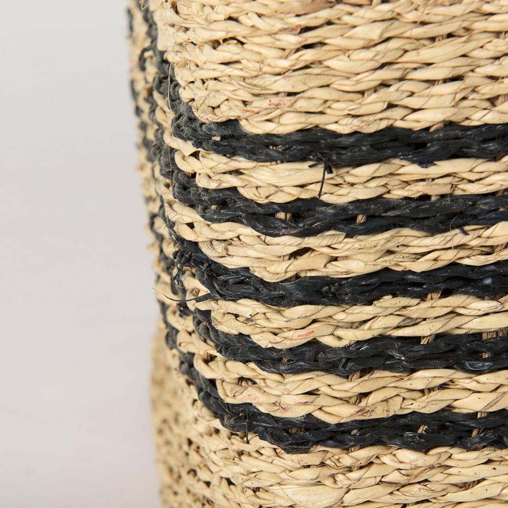 Mercana - Cullen 15.7L x 15.7W x 15.7H Grey Twisted Seagrass Square Basket (Set of 3) - 69612 view 5