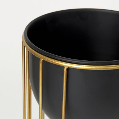 Mercana - Danica Matte Black Metal Plant Stands (Set of 2) - 70099_CLOSEOUT view 5