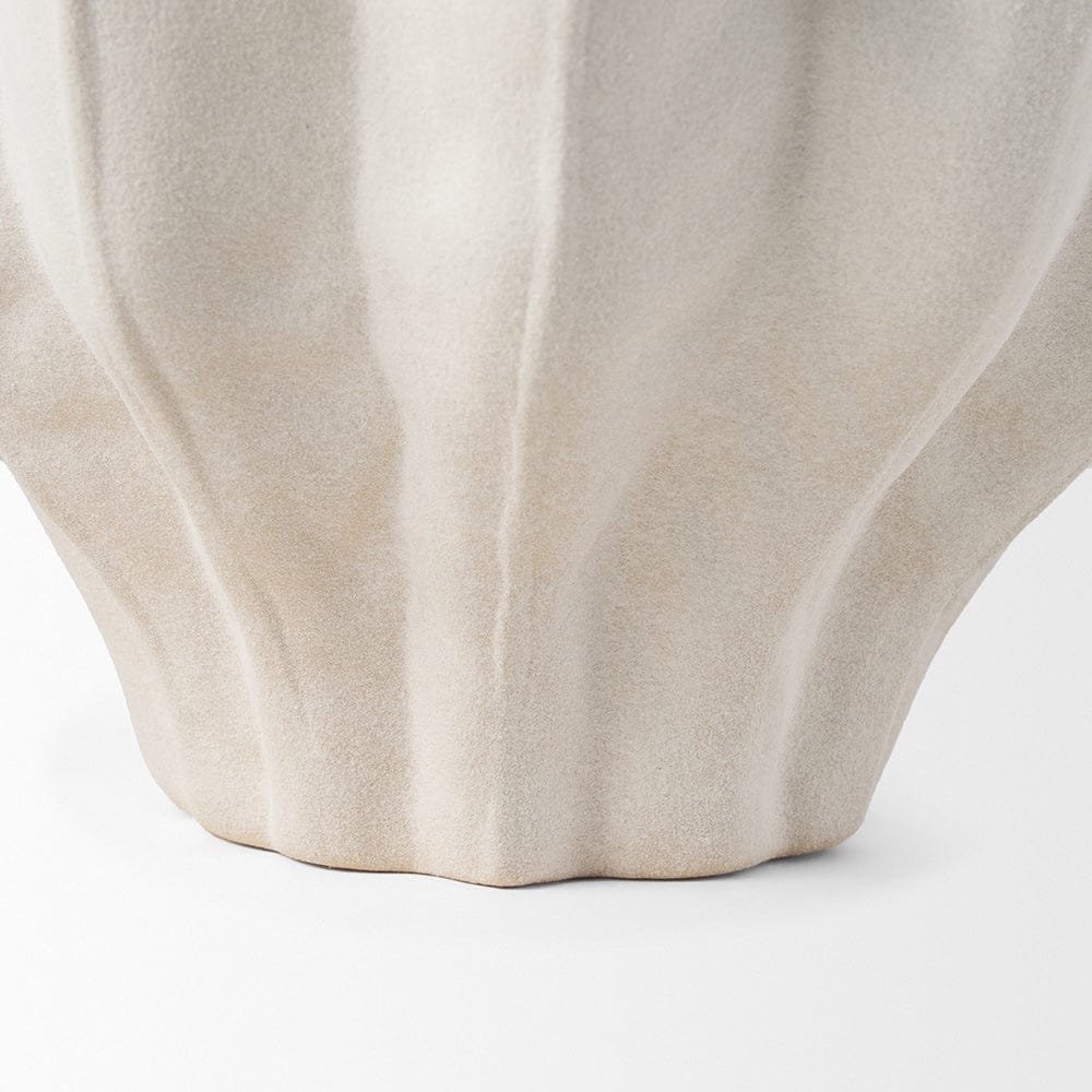Mercana - Daria Textured White Sculptural Ceramic Bowl - 70968 view 5