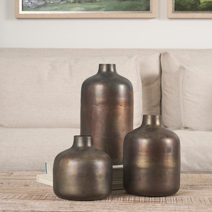 Mercana - Daya Tall Antiqued Gold Metal Vase - 70555 view 7