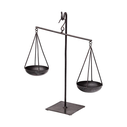 Mercana - Ellis 10L x 4W Black Metal Vintage Inspired Weighing Scale - 68855 view 1