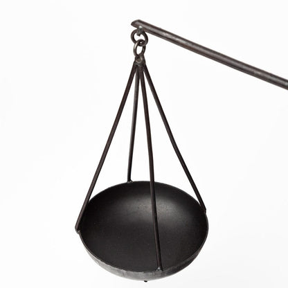 Mercana - Ellis 10L x 4W Black Metal Vintage Inspired Weighing Scale - 68855 view 6