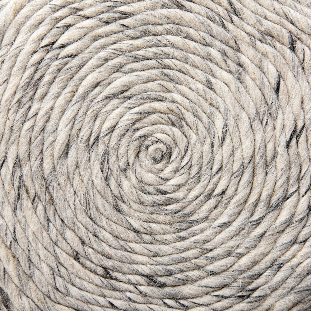 Mercana - Esfera 17.7L x 15.7W x 15.7H Beige Chevron Woven Round Pouf - 69449 view 6