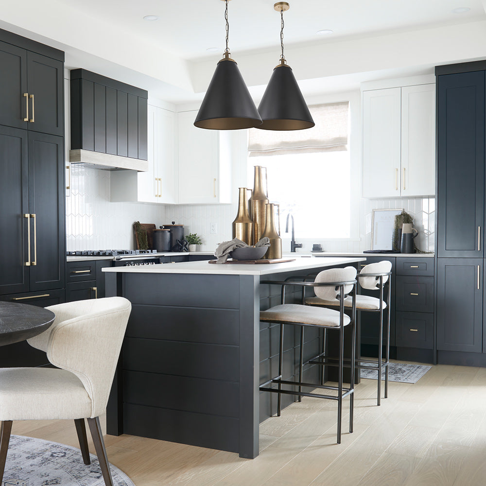 Mercana - Fenton 18.0L x 18.0W x 23.0H Black W/Antiqued Gold Accents Pendant Light - 65465_CLOSEOUT view 9