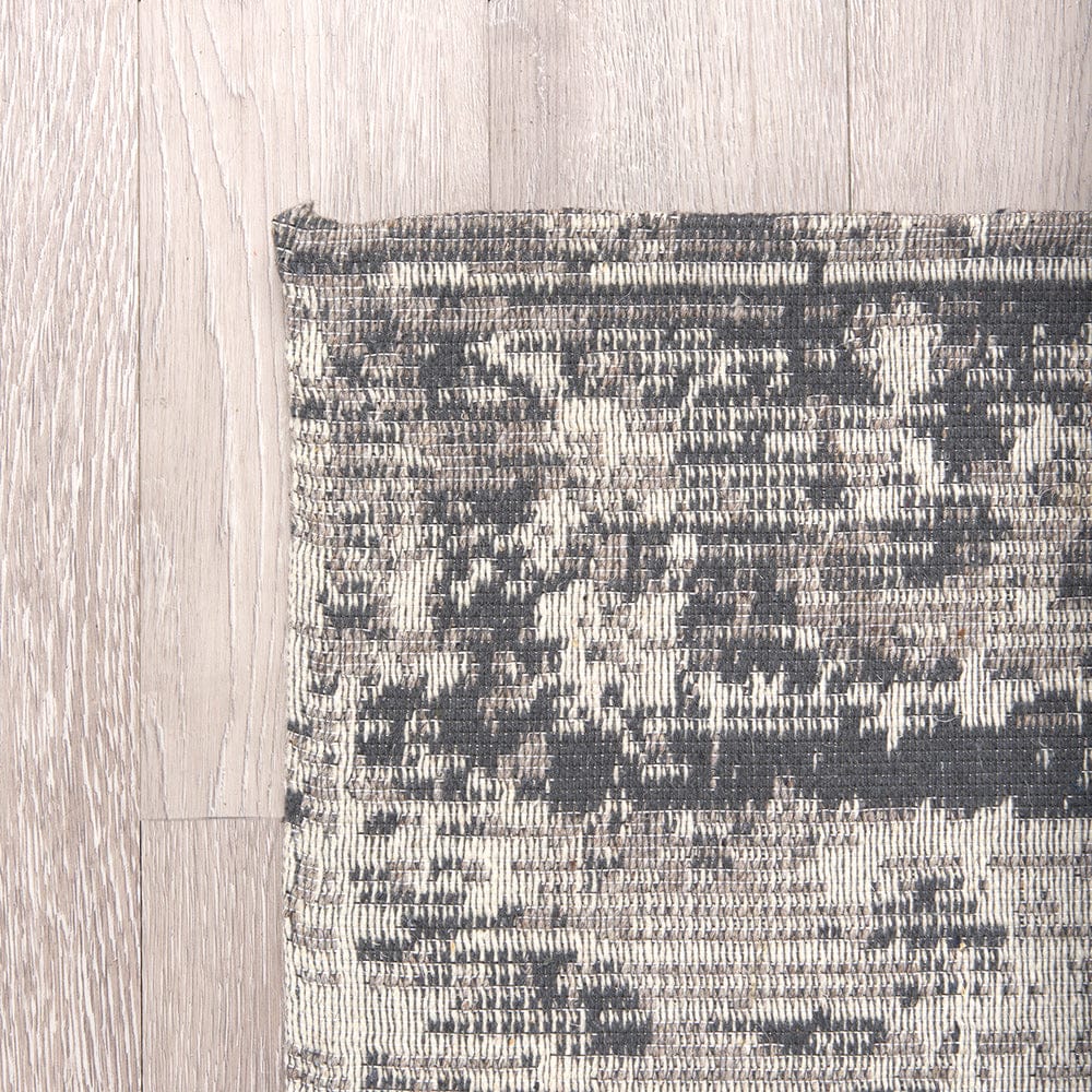 Mercana - Greyson 8 x 10 Gray Wool and Polyester Area Rug - 69772_CLOSEOUT view 4
