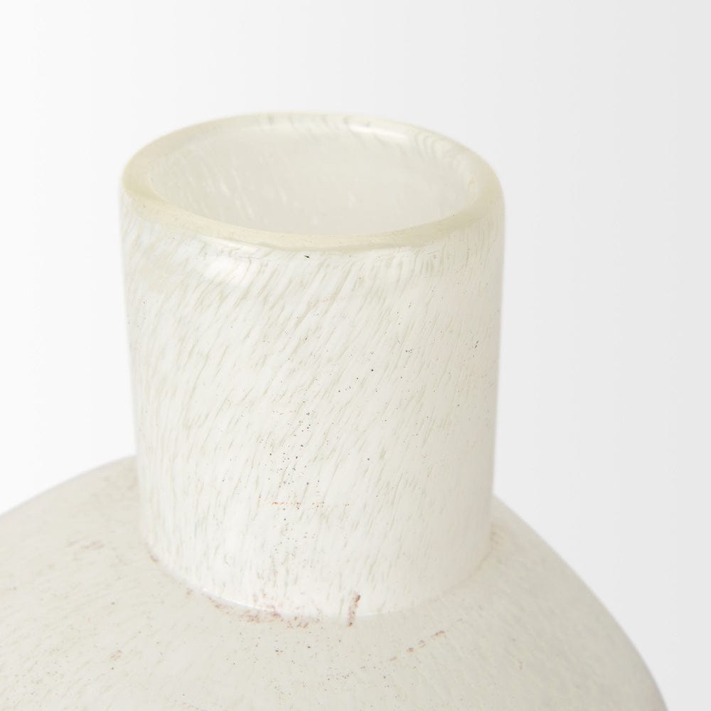Mercana - Heket Short White Glass Vase - 70346 view 6