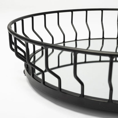 Mercana - Helena 20L x 20W Black Metal Mirrored Bottom Round Serving Tray - 68943 view 4