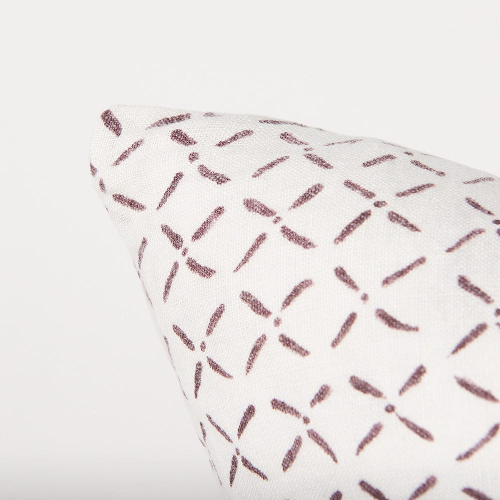 Mercana - Jayden Cream w/ Merlot Print Linen Square Decorative Pillow Cover - 70311 view 5