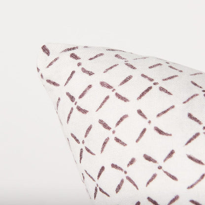 Mercana - Jayden Cream w/ Merlot Print Linen Square Decorative Pillow Cover - 70311 view 5